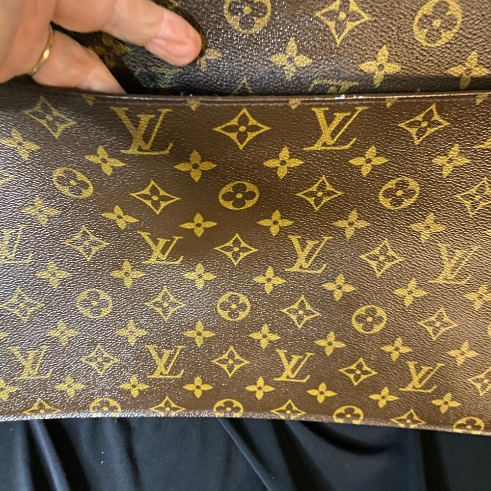 Louis Vuitton Briefcase/Document Case Unisex